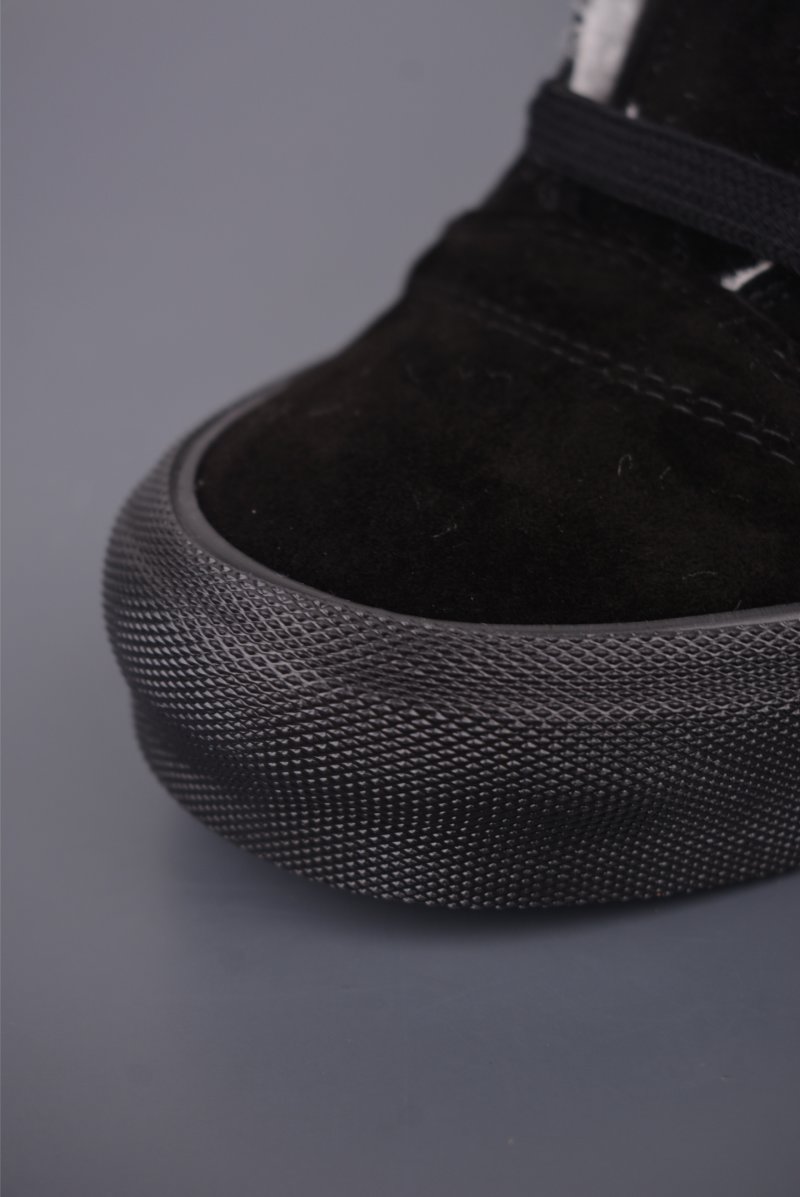 Vans Knu Skool 'Black' view