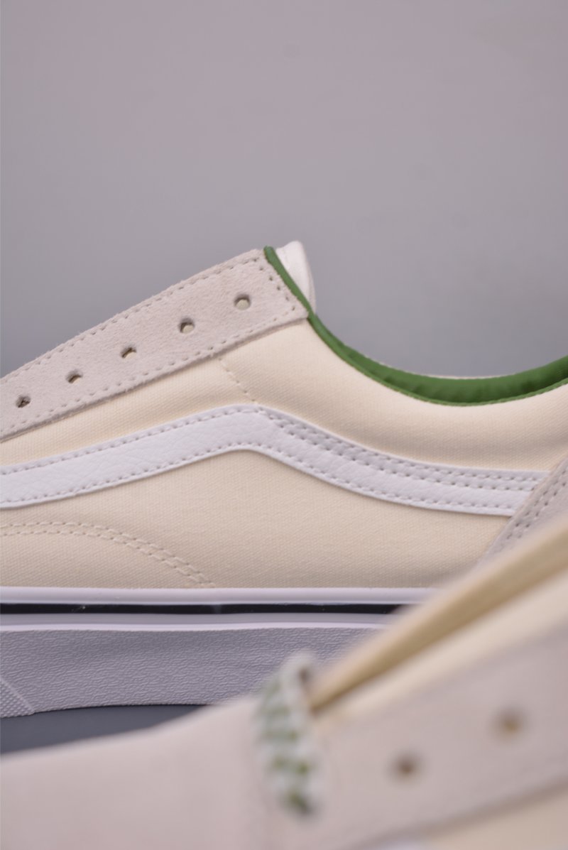 Vans Old Skool 'White / Green' view