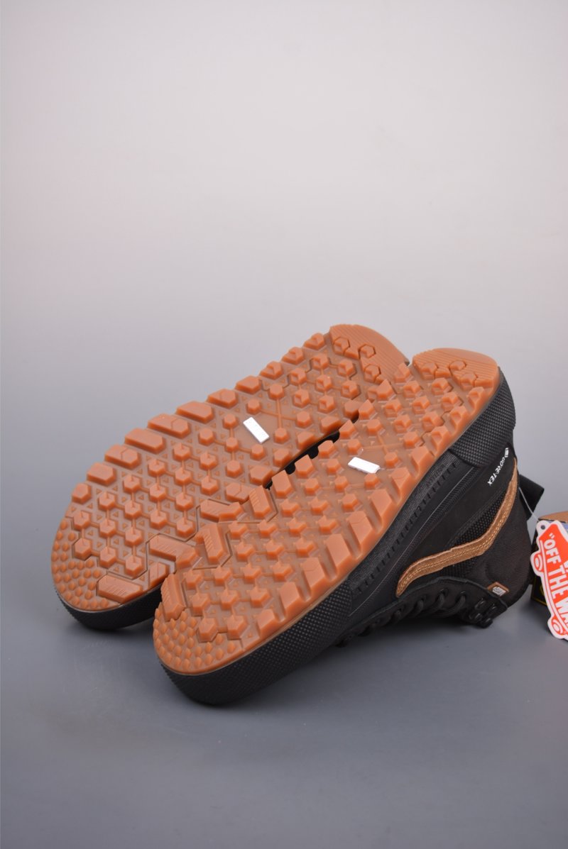 Vans Sk8-Hi x Gore-Tex Mte view