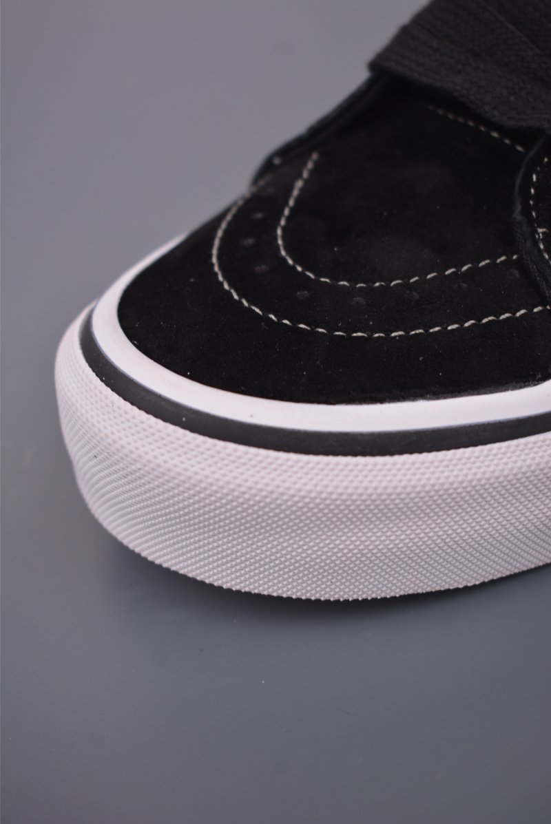 Vans Sk8-Low 'Black / Blue' view