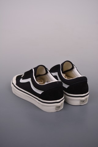 Vans Style 36 view 2