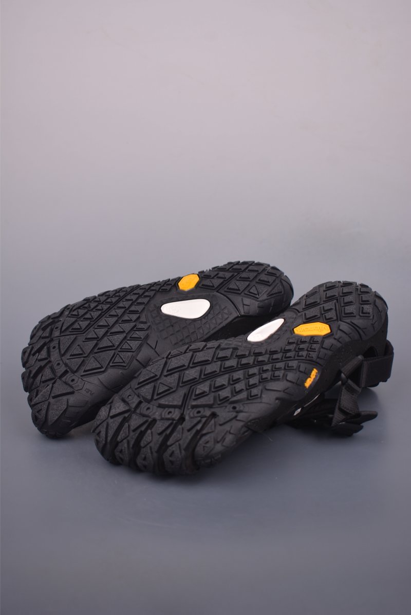 Vibram Suicoke Low-Cut view