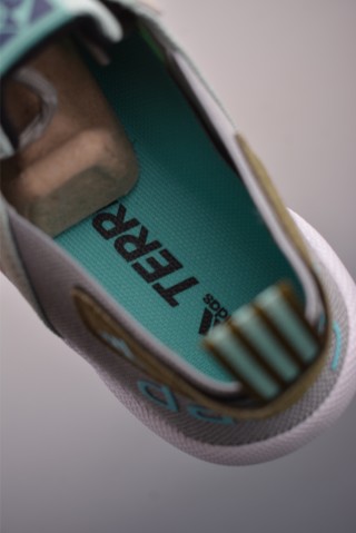 Adidas Terrex Cllmacool Darora Two Gore-Tex view 9