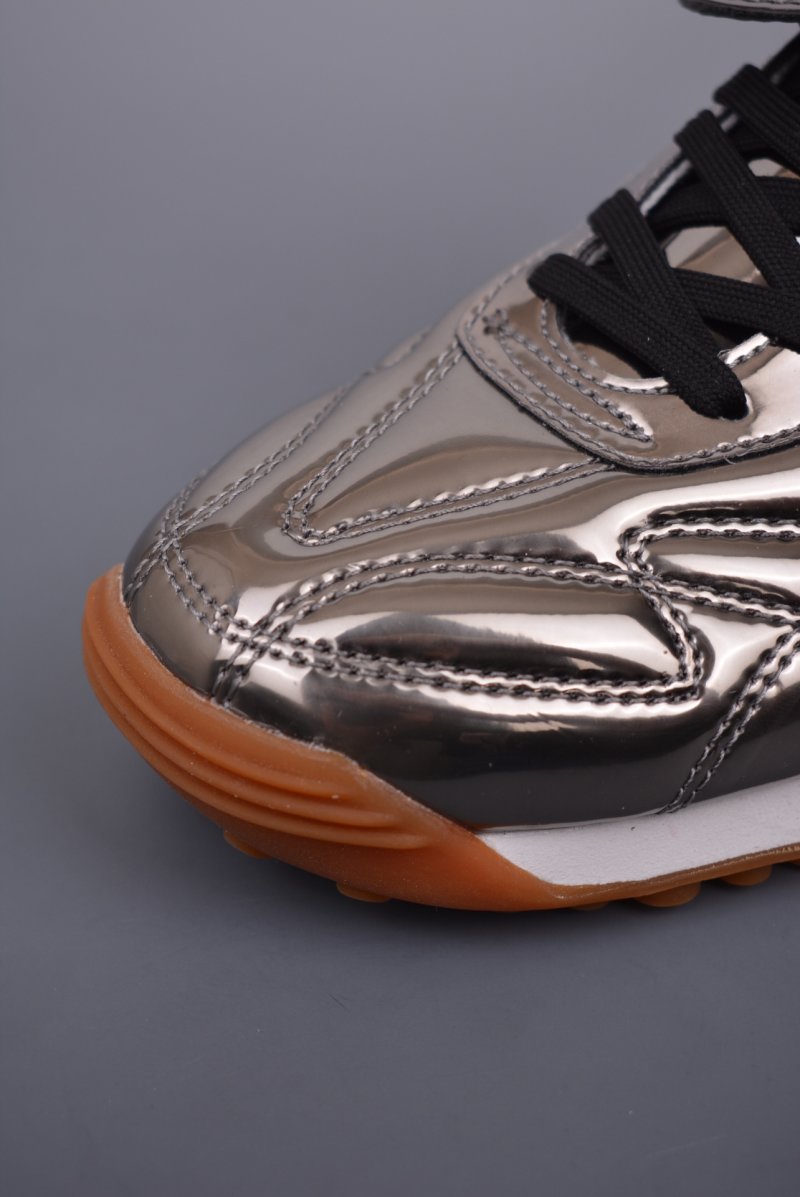 Fenty x Puma Avanti 'Gold' view
