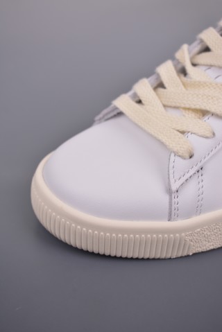 Noah x Puma Clyde 'Gold' view 24