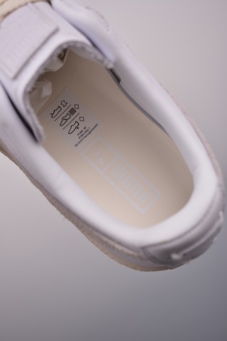 Noah x Puma Clyde 'Gold' view 27