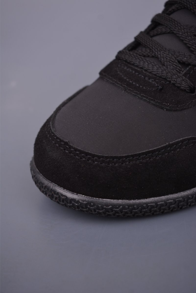 Puma Bella Donna Nylon view