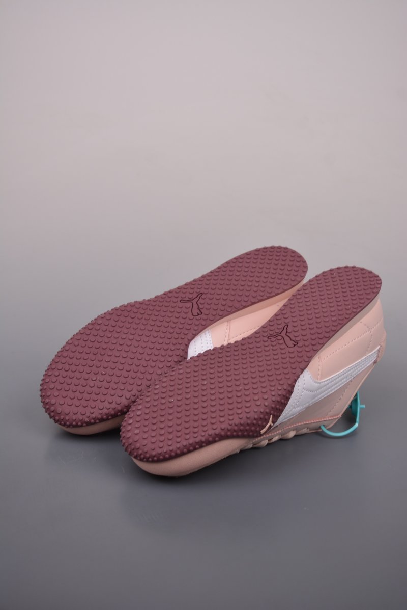Puma Bellta UT Leather view