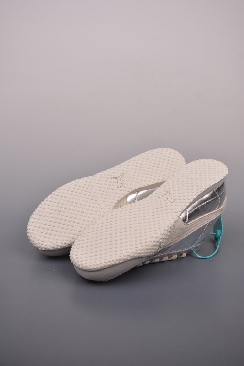 Puma Bellta UT Leather view