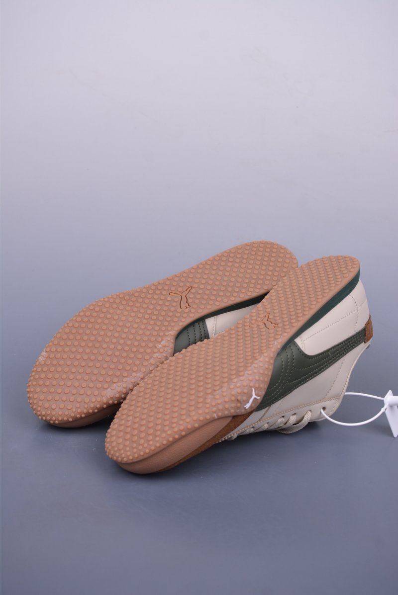 Puma Bellta UT Leather view