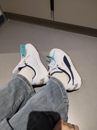 Puma Caven Retro Club view 6