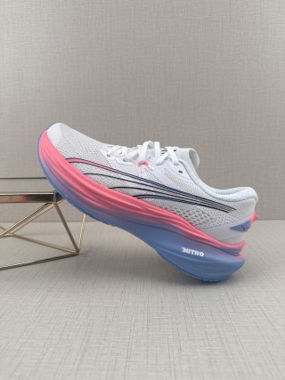 Puma Deviate Nitro 3 view 1
