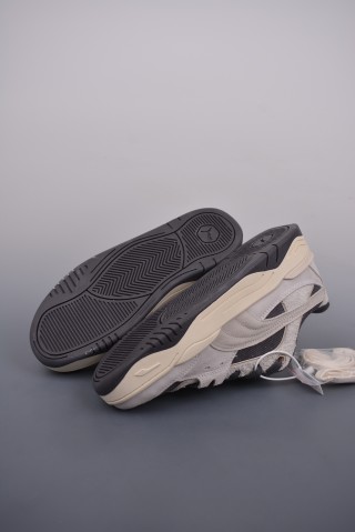 Puma Night Rider view 3
