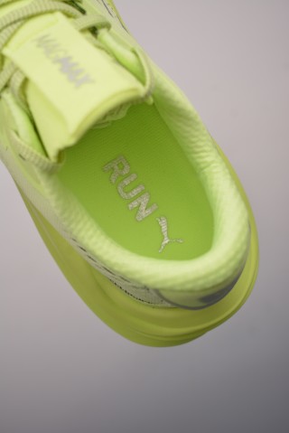 Puma Race To Beat The Elite view 18
