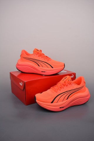 Puma Race To Beat The Elite view 23