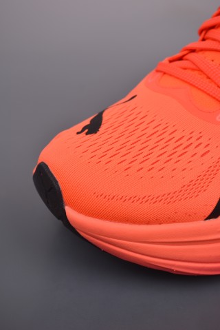 Puma Race To Beat The Elite view 24