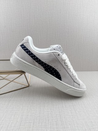 Puma Sneakers view 2