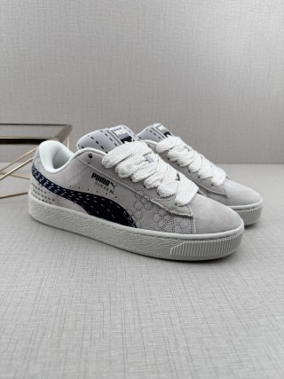 Puma Sneakers view 3