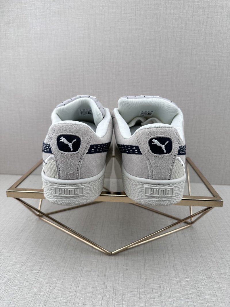 Puma Sneakers view