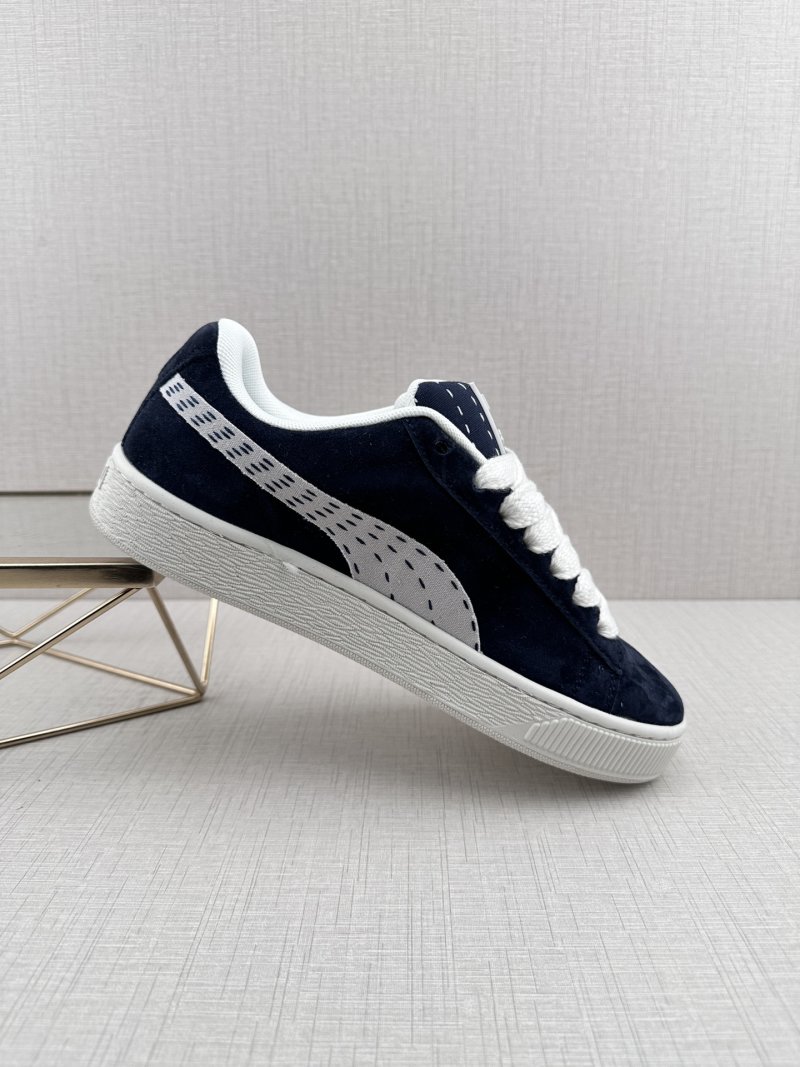 Puma Sneakers view