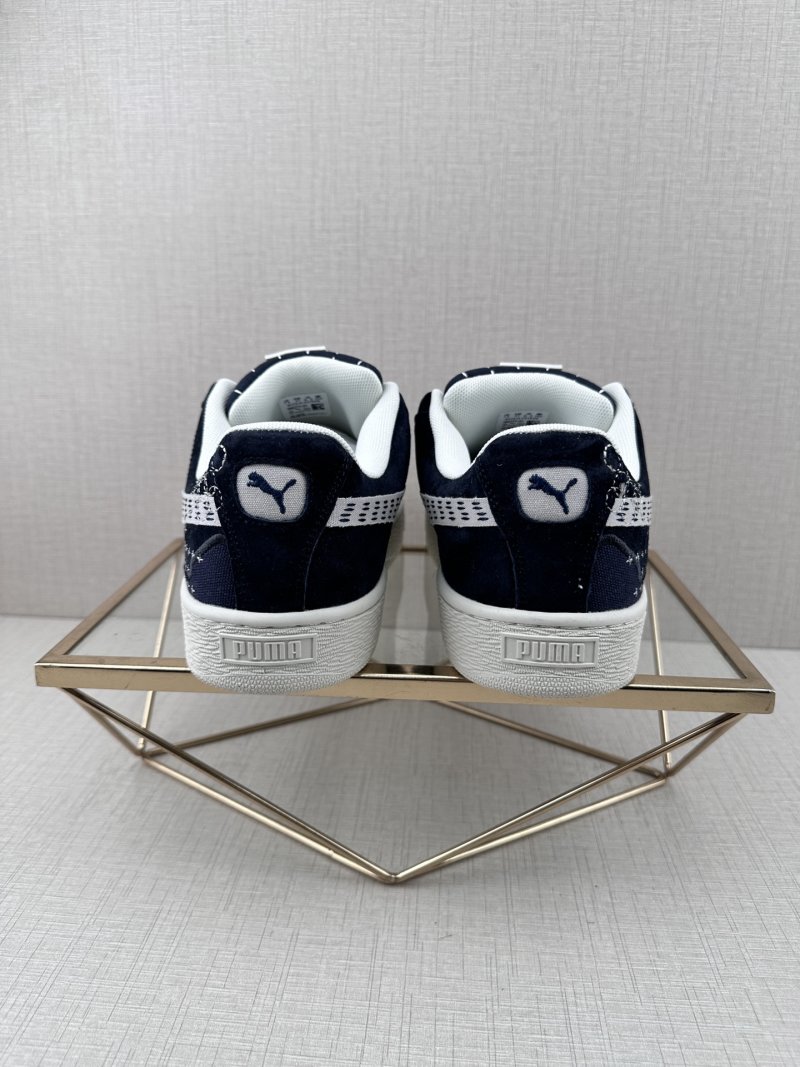 Puma Sneakers view