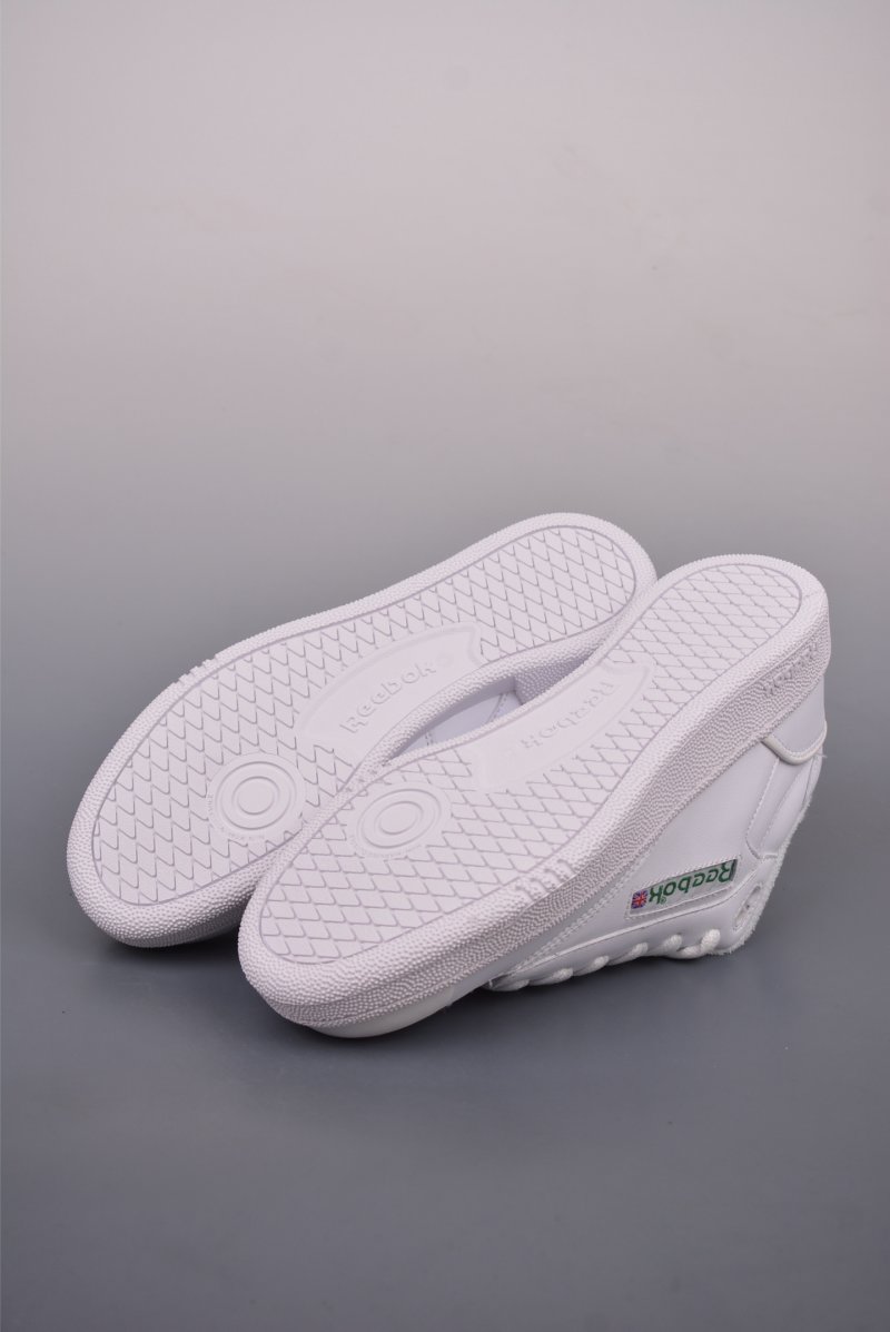 Reebok Club C Bulc view