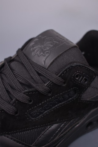 Reebok ERS World view 16