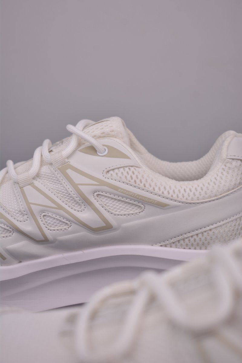 Salomon XT-6 'CDG' view