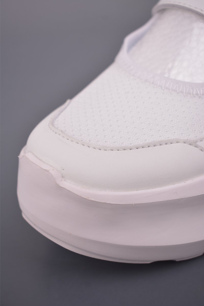 Salomon XT-6 'CDG' view