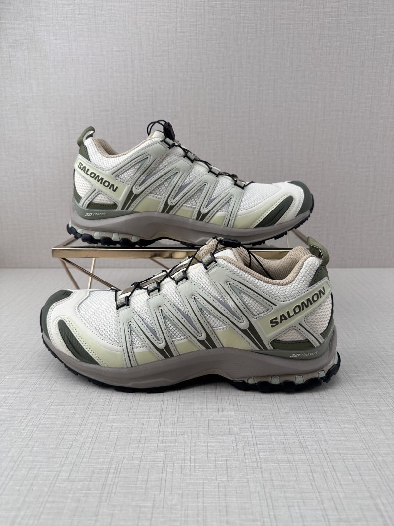 Salomon XF11 view