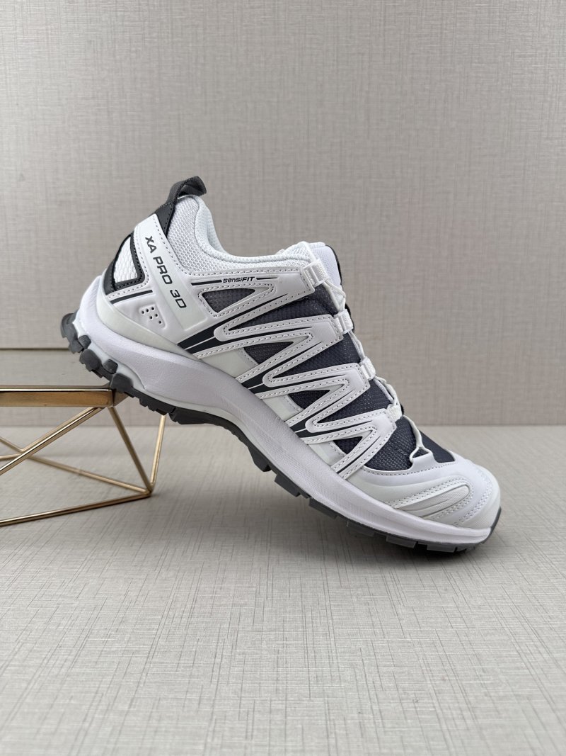 Salomon XF11 view