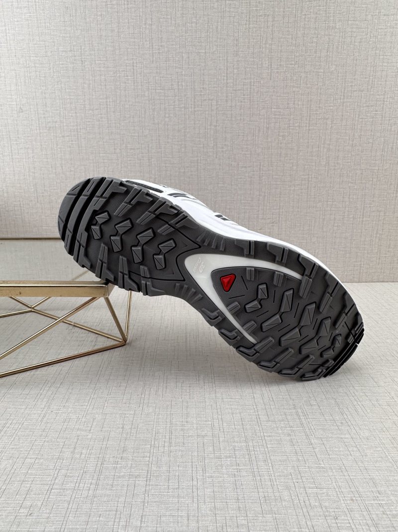 Salomon XF11 view