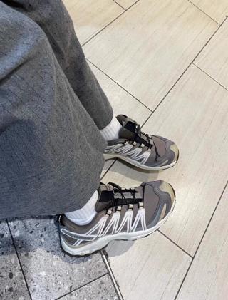 Salomon view 3