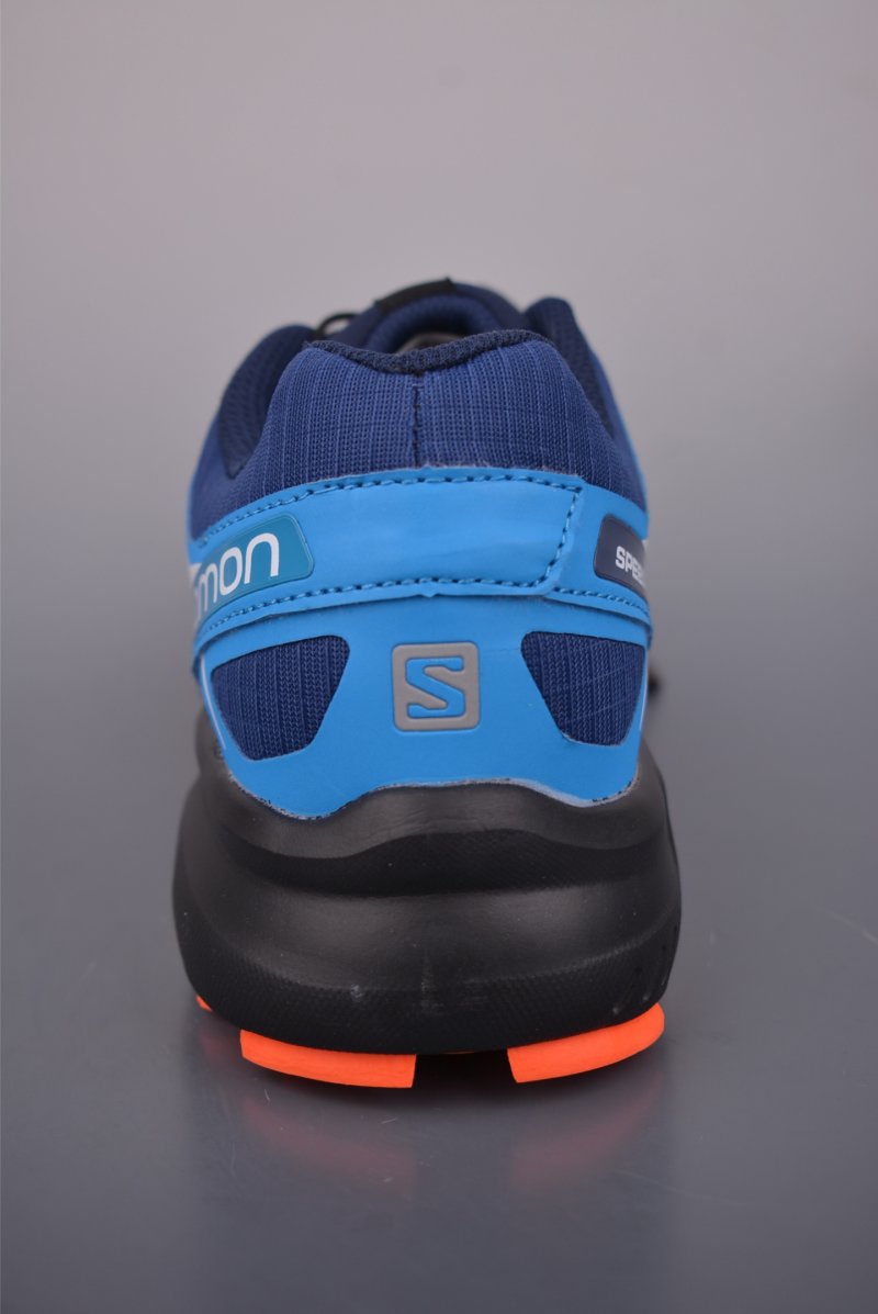 Salomon Speedcross 3D view