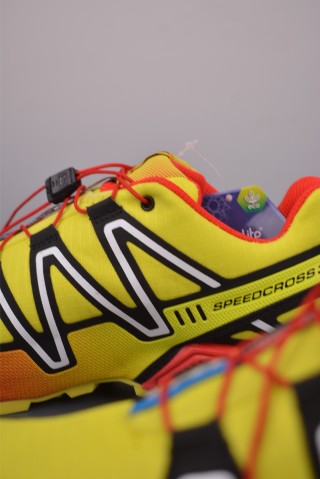 Salomon Speedcross 3D view 8