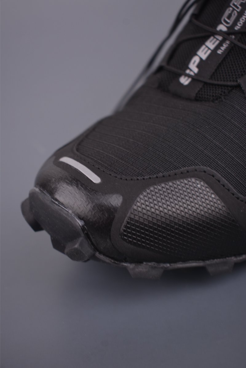 Salomon Speedcross 3D view