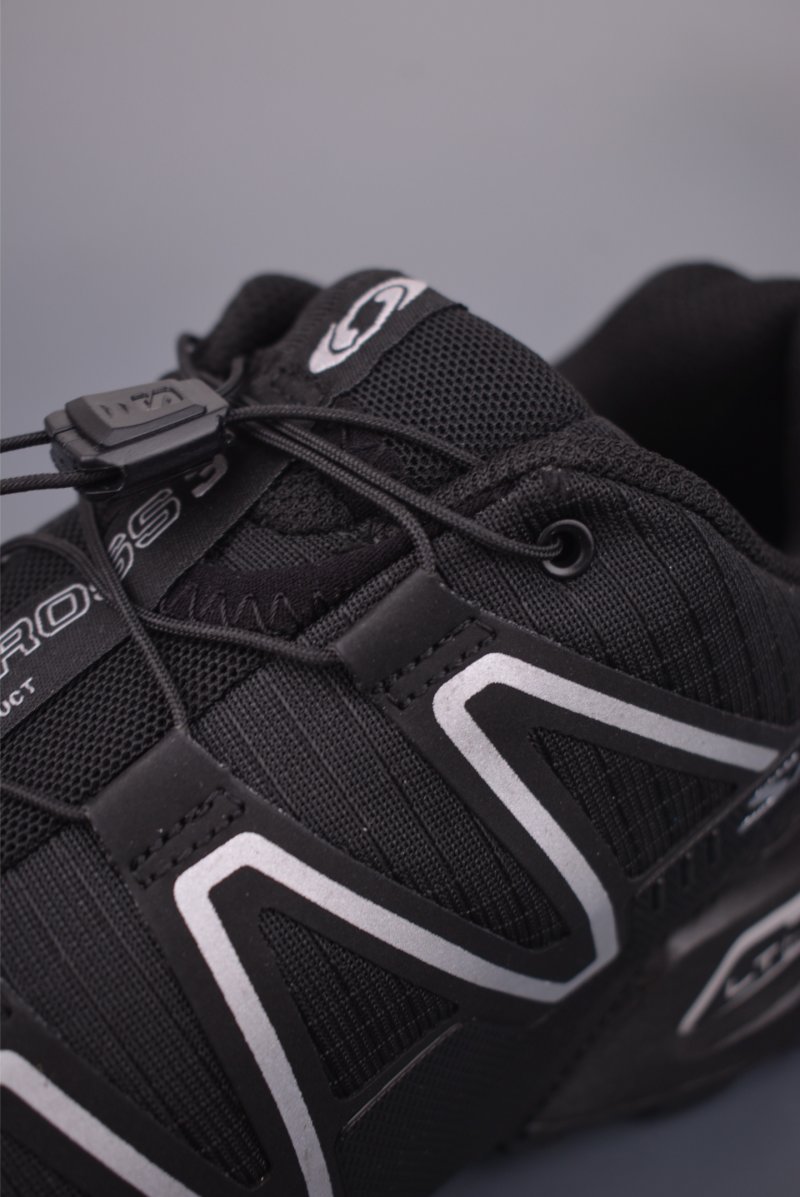 Salomon Speedcross 3D view