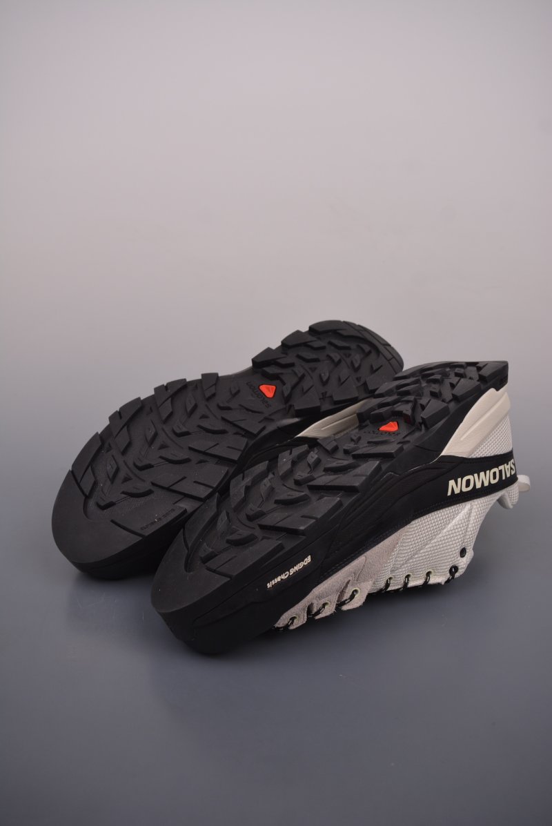 Salomon X-Alp MM6 'Maison Margiela' view