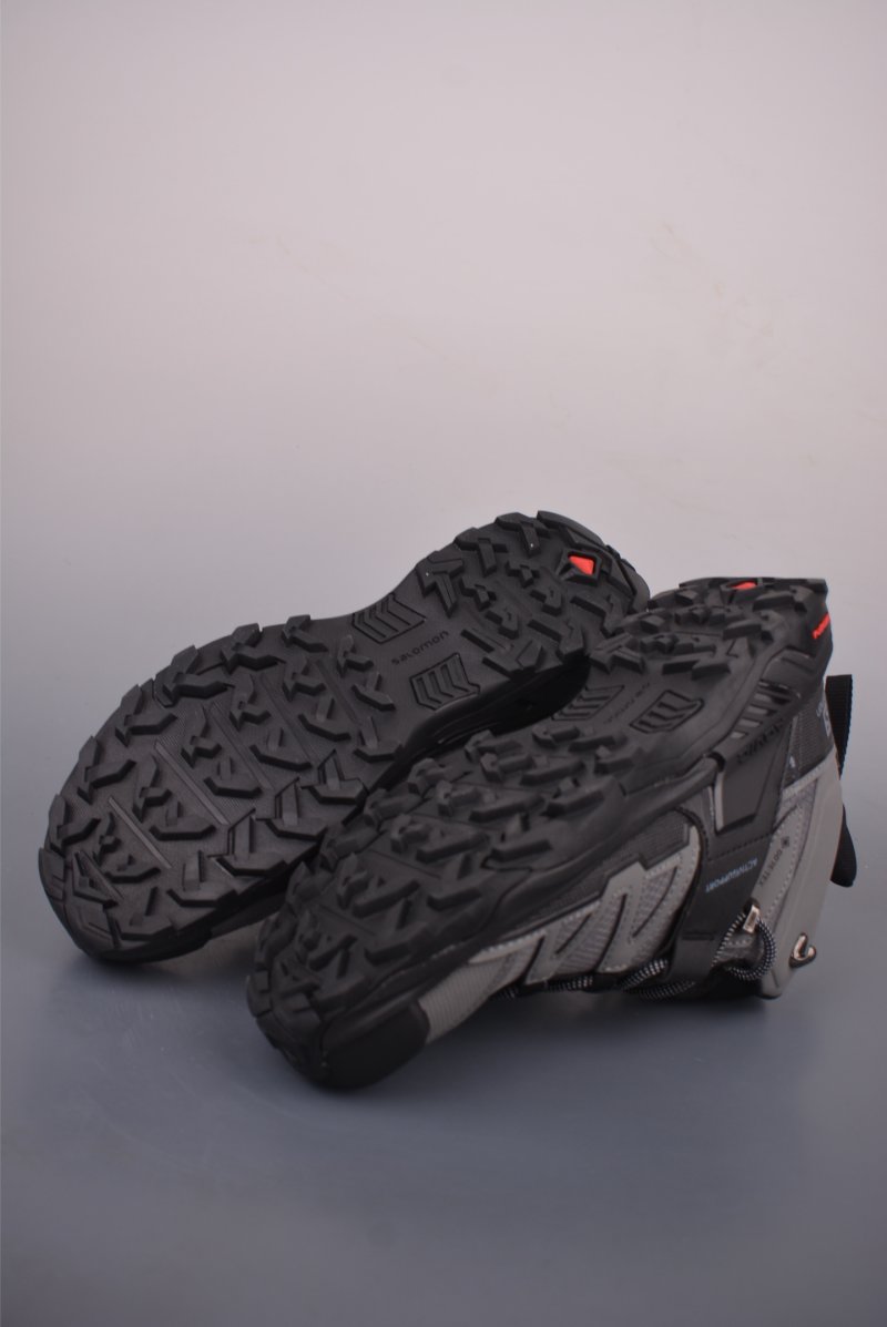 Salomon X Ultra 4 Mid GTX view
