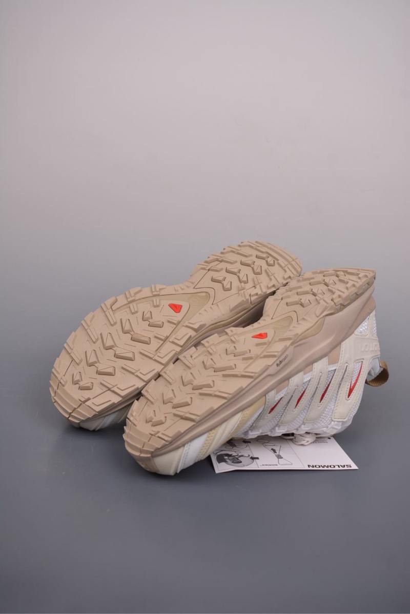 Salomon XA Pro 3D La Yaute view