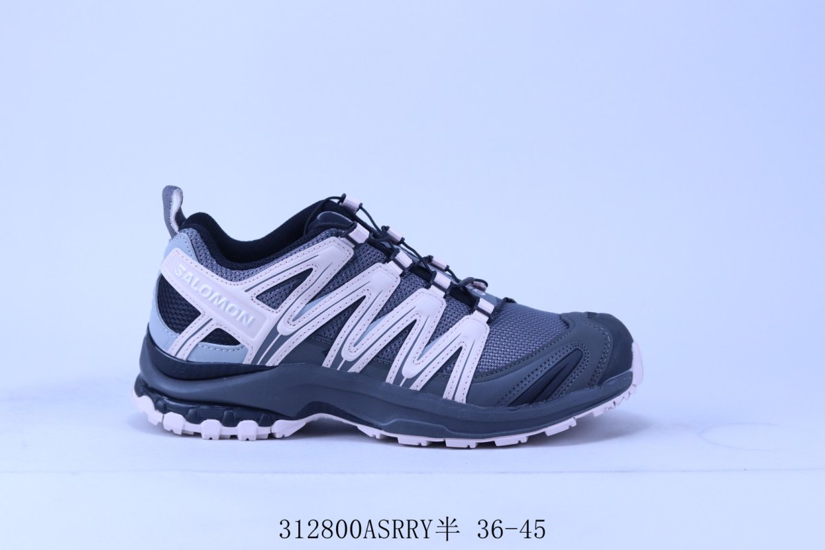 Salomon XA Pro 3D Suede