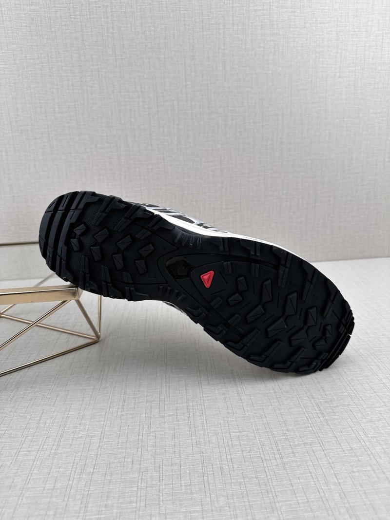 Salomon XA Pro 3D XF11 view