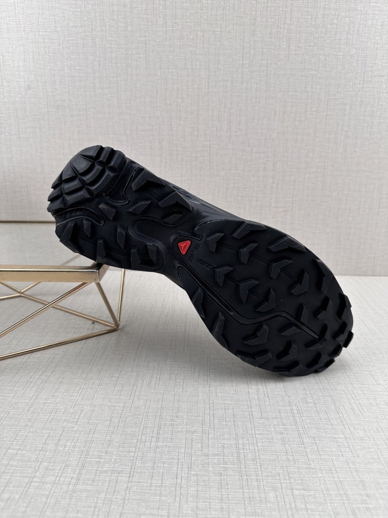 Salomon XA Pro XT-6 GTX view