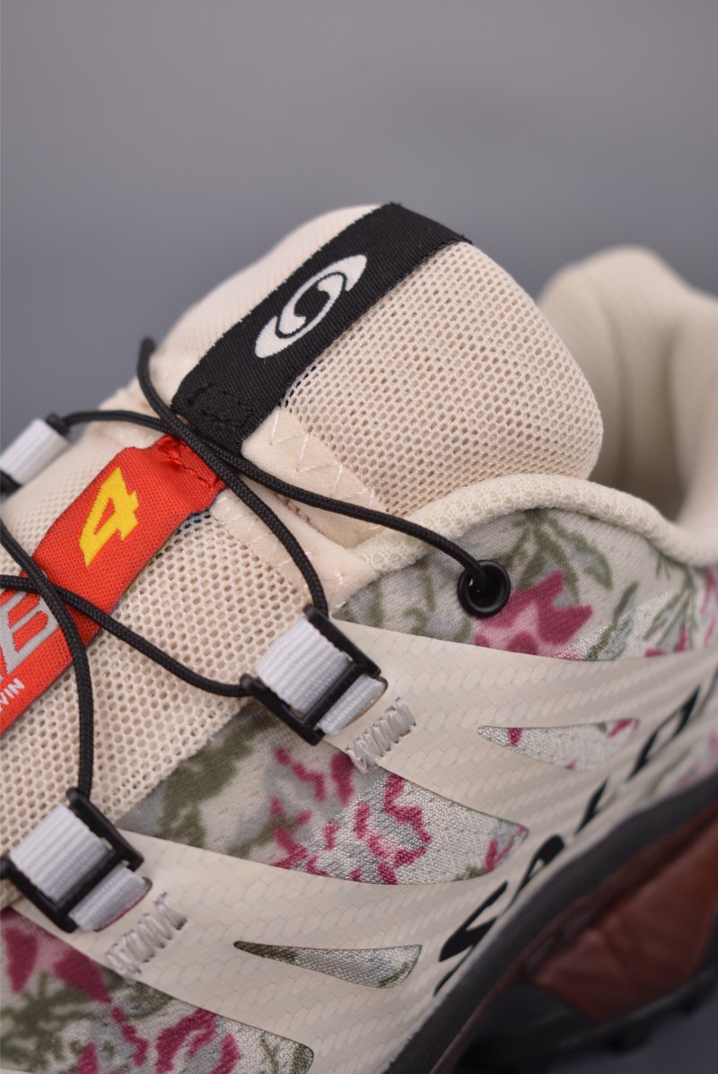 Salomon XT-4 OG Needlepoint view