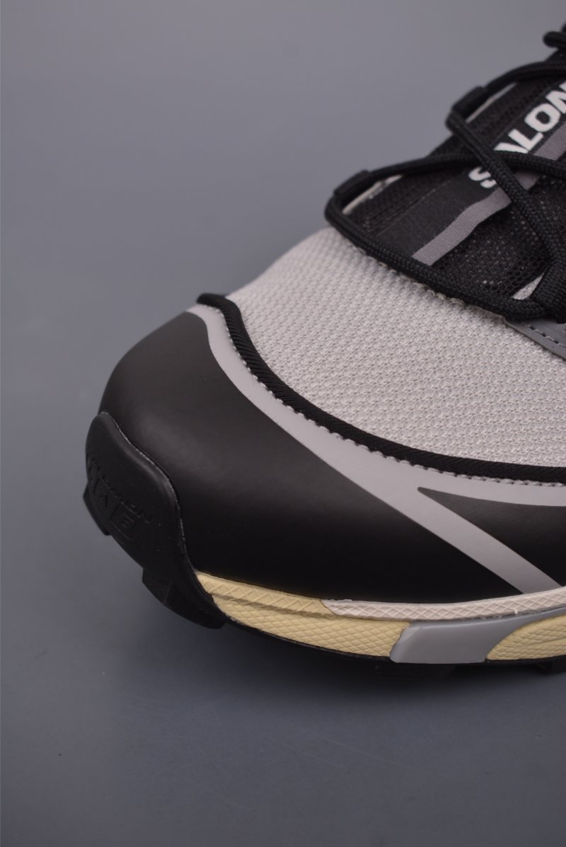 Salomon XT-6 view