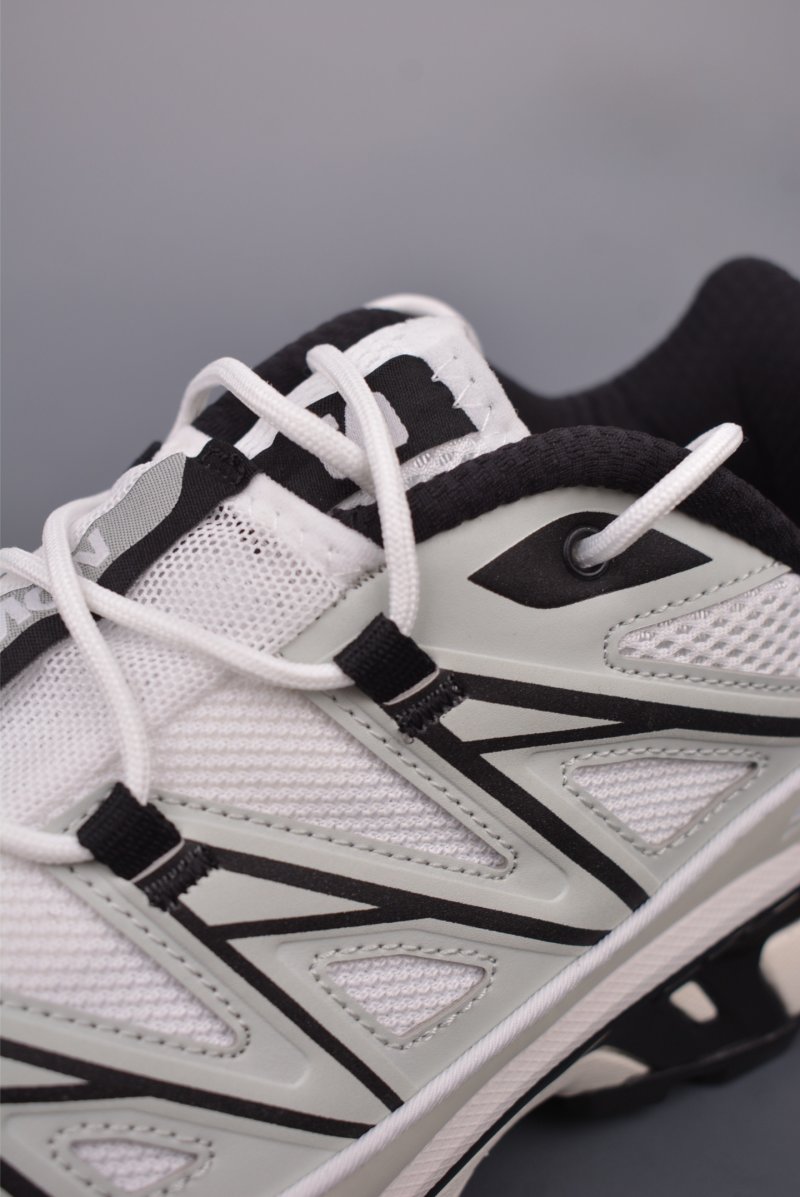 Salomon XT-6 view
