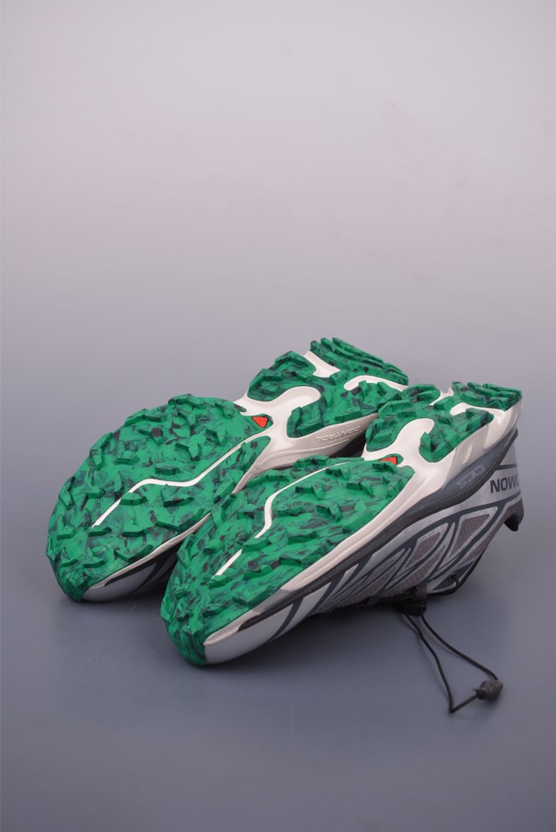 Salomon XT-6 view