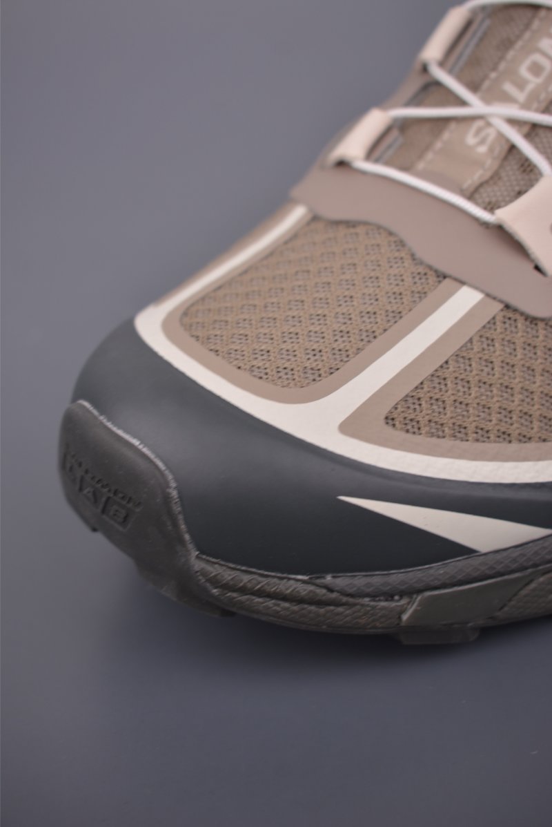 Salomon XT-6 view