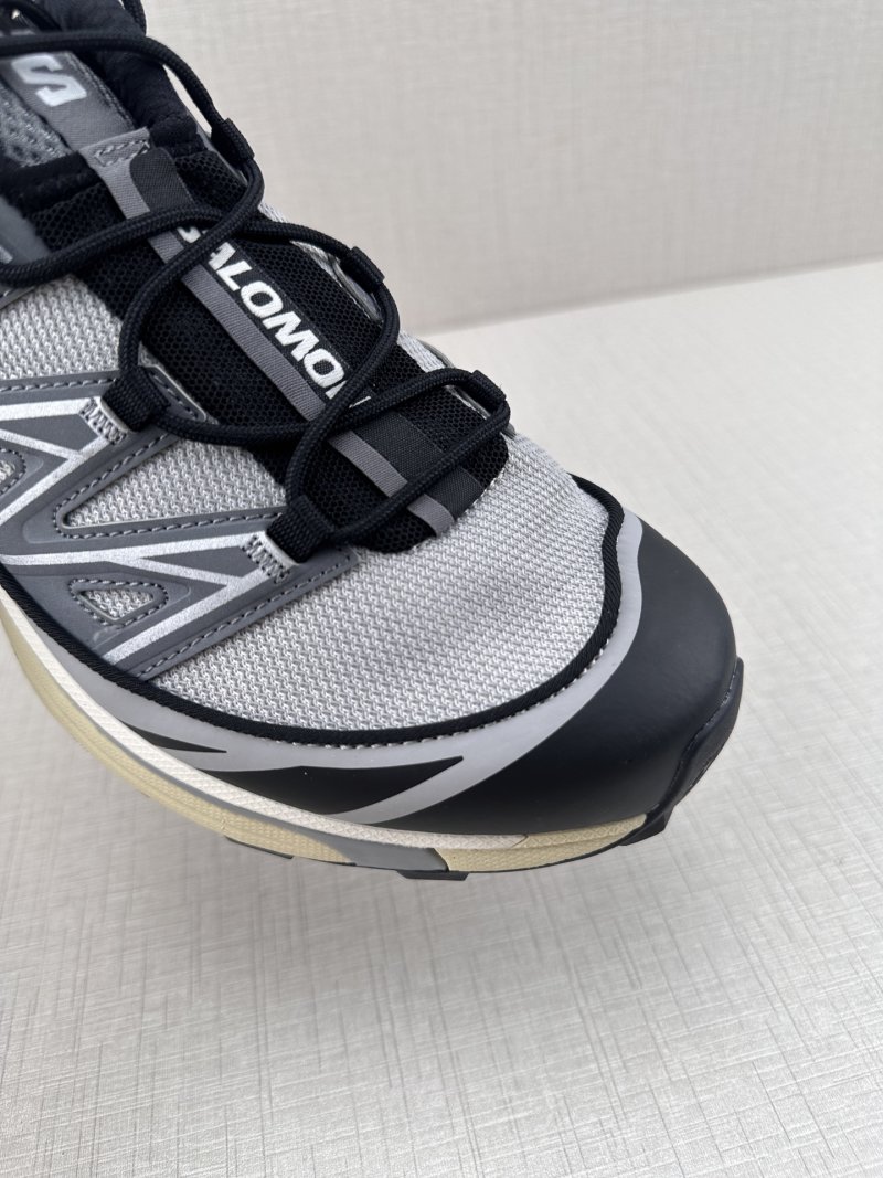 Salomon XT-6 EXP view