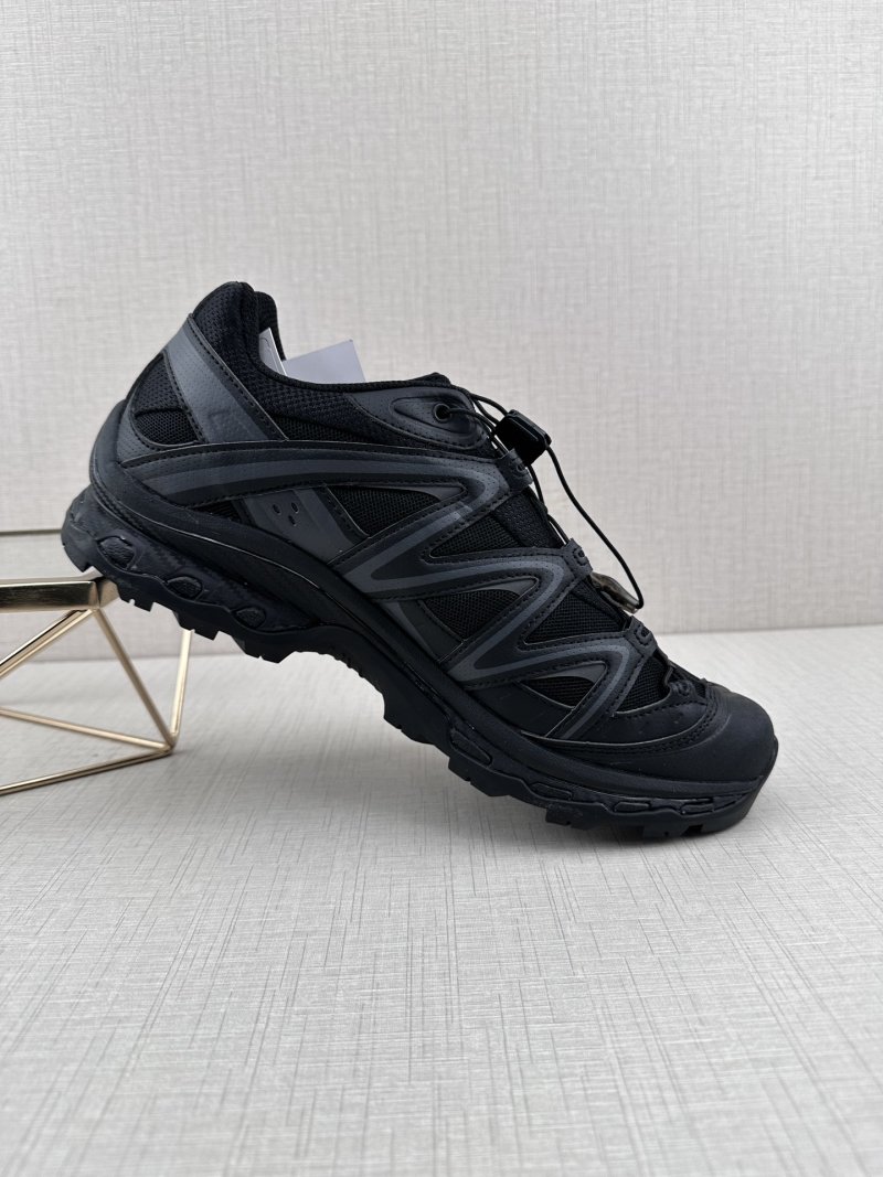 Salomon XT-Quest ADV view